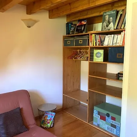 Dans Avec Jardin, Vue Montagne