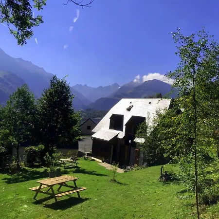 Daire Dans Avec Jardin, Vue Montagne *