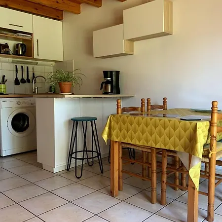 Dans Avec Jardin, Vue Montagne