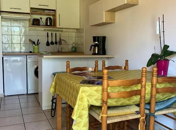 Dans Avec Jardin, Vue Montagne Apartment